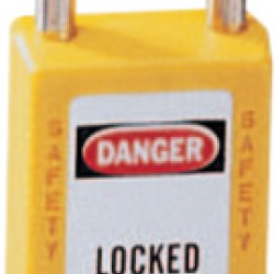 6 PIN CYLINDER SAFETY LOCKOUT PADLOCK KEYED DIFF-MASTER LOCK*470-470-411YLW